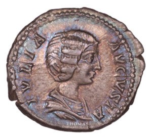 Avers de monnaie romaine du denier julia domna