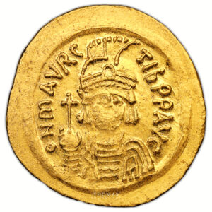 Coin Byzantine - Maurice Tiberius - Gold Solidus - Constantinople - 3rd officina obverse